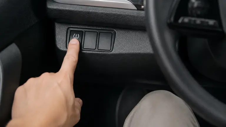 Réinitialisation de la pression des pneus via le bouton TPMS